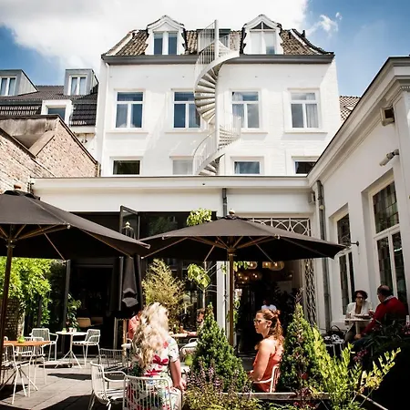 Fitz Roy Urban Hotel, Bar And Garden Hotel